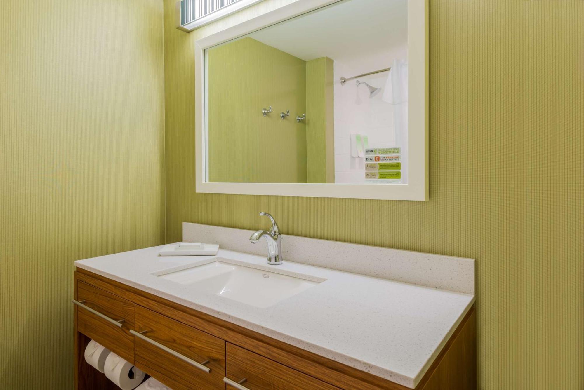Home2 Suites By Hilton Buffalo Airport/ Galleria Mall Cheektowaga Εξωτερικό φωτογραφία