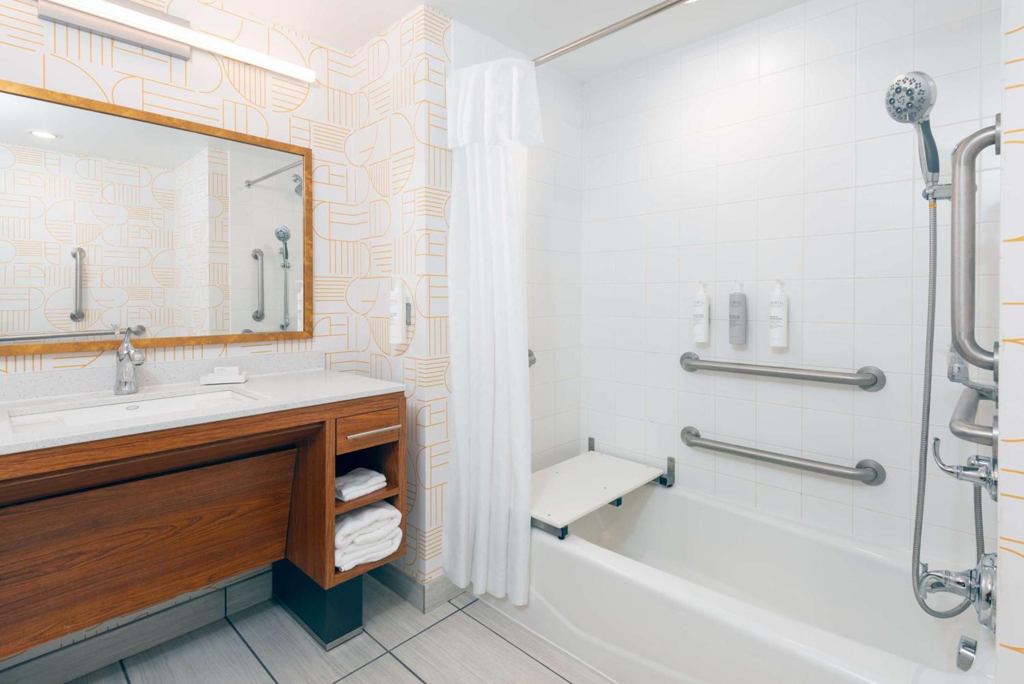 Home2 Suites By Hilton Buffalo Airport/ Galleria Mall Cheektowaga Εξωτερικό φωτογραφία