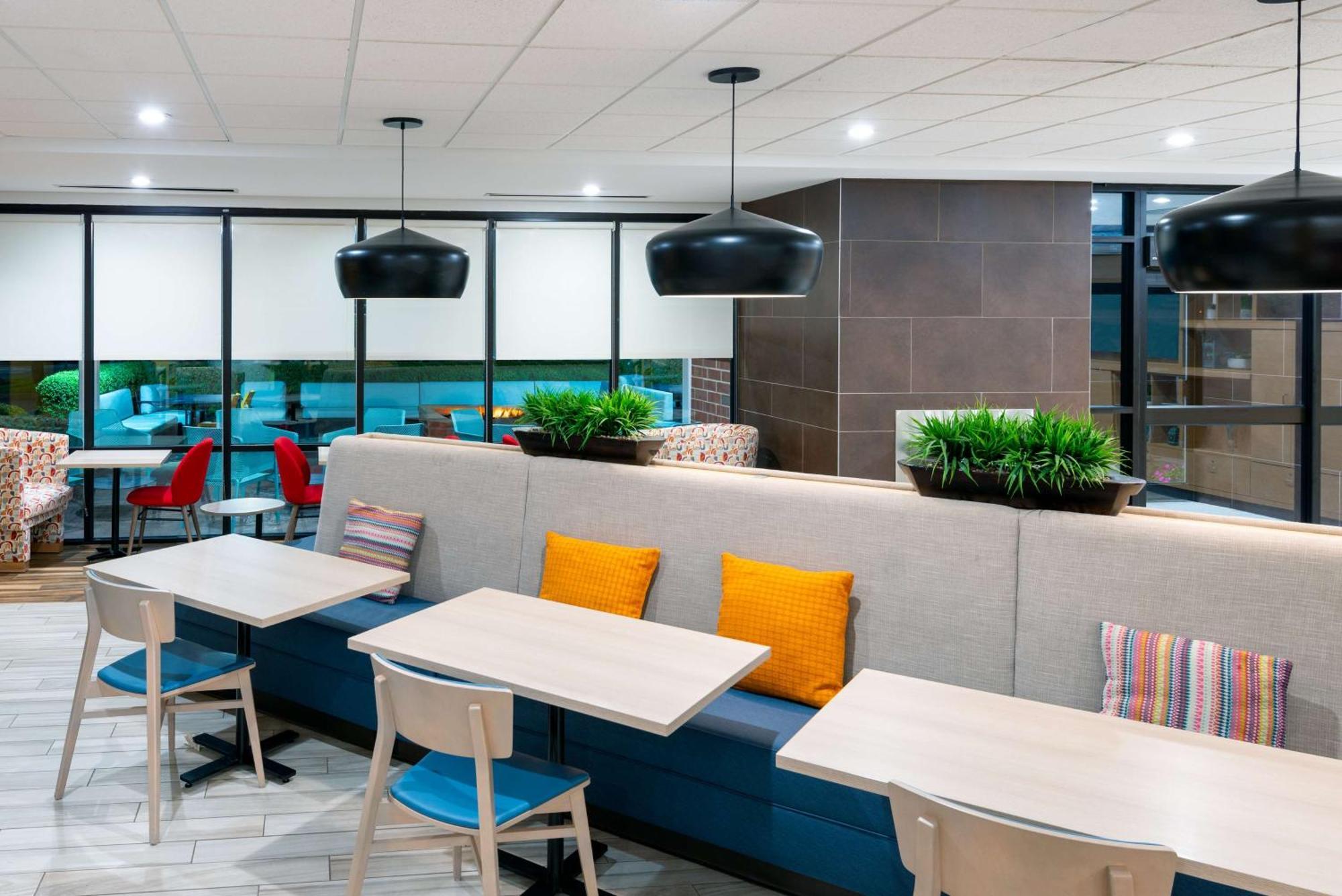 Home2 Suites By Hilton Buffalo Airport/ Galleria Mall Cheektowaga Εξωτερικό φωτογραφία
